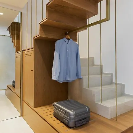 Mirabile Luxury 하니아