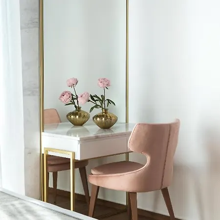 Mirabile Luxury Hanya