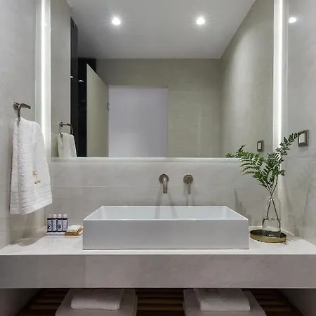 Mirabile Luxury 하니아