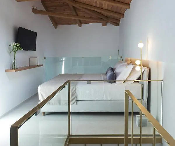 מלון Mirabile Luxury 3*