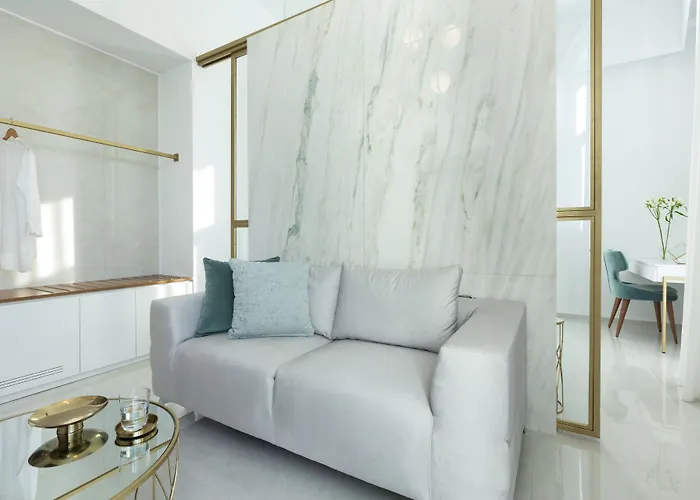 Mirabile Luxury מלון